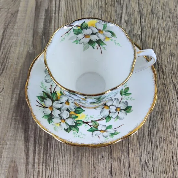 Royal Albert White Dogwood Heren Kop en Schotel Thee