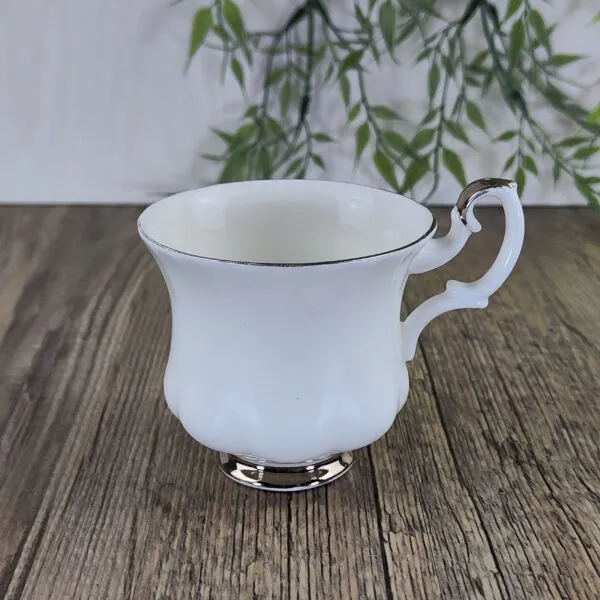 Royal Albert Chantilly Dames Kop Royal Albert Chantilly Dames Kop