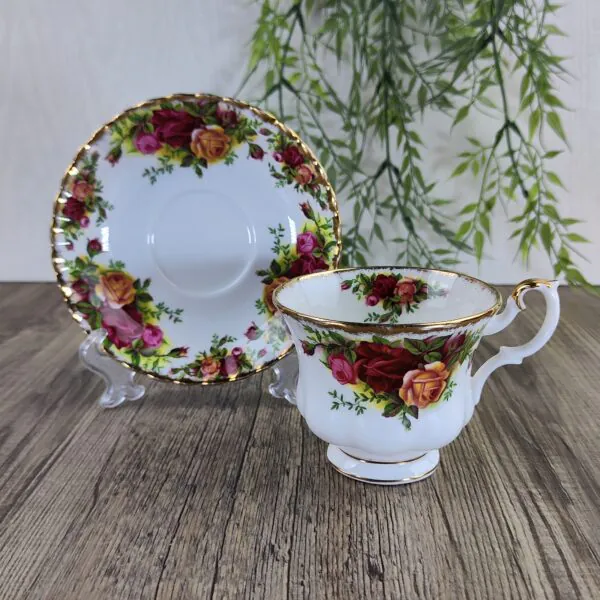 Royal Albert Old Country Roses Herenkop en Schotel 3 Royal Albert Old Country Roses Herenkop en Schotel 3