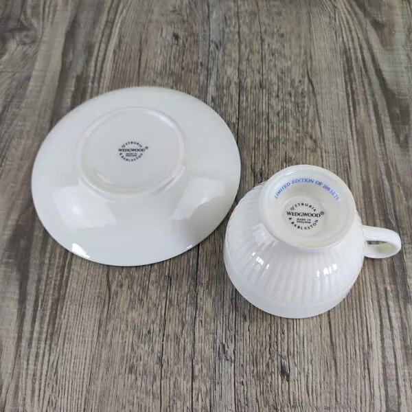 Wedgwood Edme 6x Theekop & Schotel Rotary International LE 200 sets 3 Wedgwood Edme 6x Theekop & Schotel Rotary International LE 200 sets 3