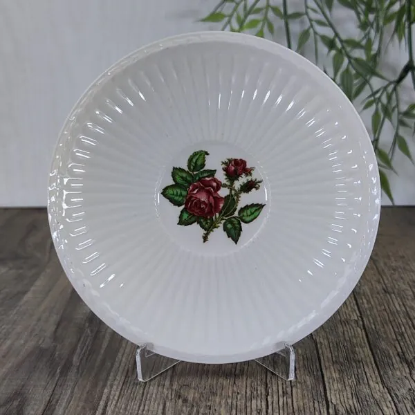 Wedgwood Moss Rose Schotel voor Koffiekop 1 Wedgwood Moss Rose Schotel voor Koffiekop 1