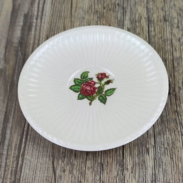 Wedgwood Moss Rose Schotel voor Koffiekop 3 Wedgwood Moss Rose Schotel voor Koffiekop 3