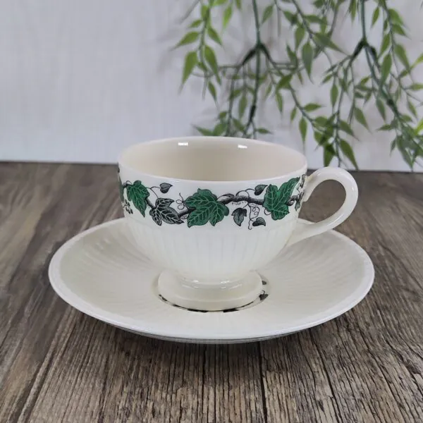 Wedgwood Stratford Theekop & schotel 1 Wedgwood Stratford Theekop & schotel 1