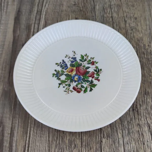 Wedgwood Conway Gebaksbordje Opstaande Rand 3 Wedgwood Conway Gebaksbordje Opstaande Rand 3