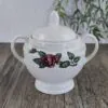 Wedgwood Moss Rose Suikerpot met deksel 1 Wedgwood Moss Rose Suikerpot met deksel 1