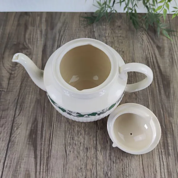 Wedgwood Stratford Theepot 3 Wedgwood Stratford Theepot 3