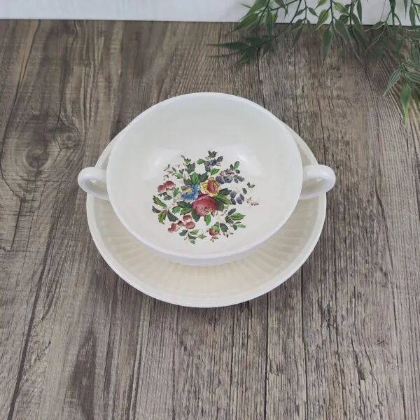 Wedgwood Conway Soepkom met Schotel 2 Wedgwood Conway Soepkom met Schotel 2