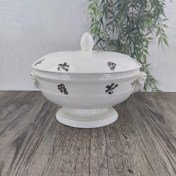 Wedgwood Conway Terrine Dekschaal met Deksel 20cm 1 Wedgwood Conway Terrine Dekschaal met Deksel 20cm 1