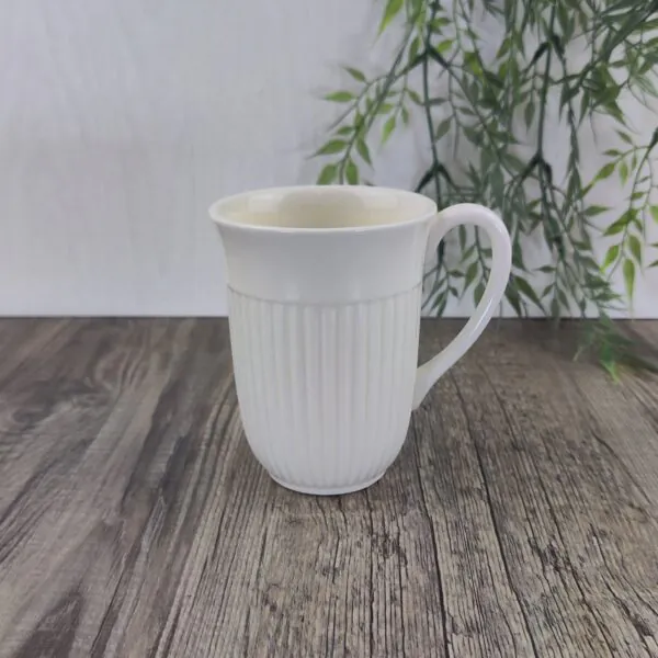 Wedgwood Edme Mok met Oor II 1
