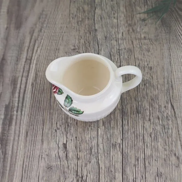 Wedgwood Moss Rose Melk-Roomkannetje klein 2
