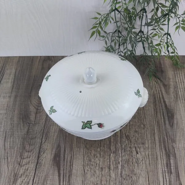 Wedgwood Moss Rose Terrine Dekschaal met Deksel 20cm 2