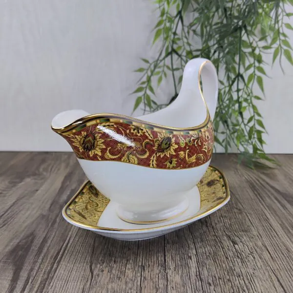 Wedgwood Persia Saus- Juskom met losse Schotel 2