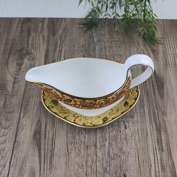 Wedgwood Persia Saus- Juskom met losse Schotel 4 Wedgwood Persia Saus- Juskom met losse Schotel 4