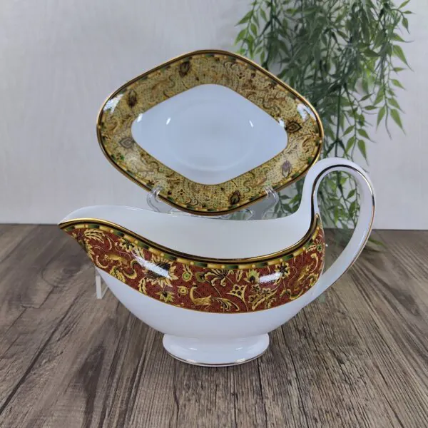 Wedgwood Persia Saus- Juskom met losse Schotel 5 Wedgwood Persia Saus- Juskom met losse Schotel 5