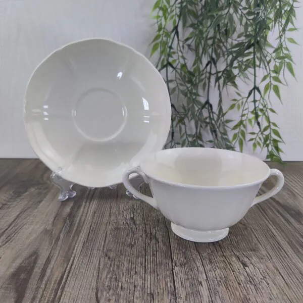 Wedgwood Queens Shape Soepkom met Schotel 3 Wedgwood Queens Shape Soepkom met Schotel 3