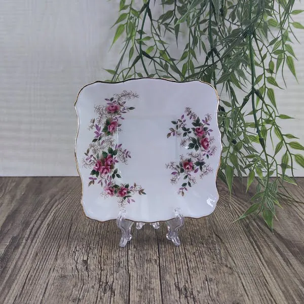 Royal Albert Lavender Rose Bonbonschaaltje 12x12 1 Royal Albert Lavender Rose Bonbonschaaltje 12x12 1