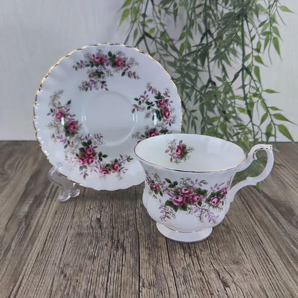 Royal Albert Lavender Rose Herenkop & schotel 3 Royal Albert Lavender Rose Herenkop & schotel 3
