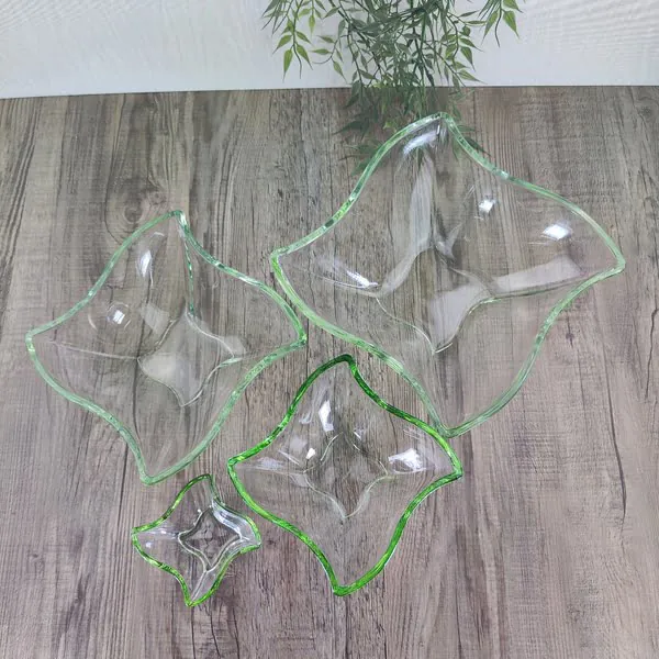 Villeroy & Boch New Wave Set van 4 glazen Schalen 3 Villeroy & Boch New Wave Set van 4 glazen Schalen 3