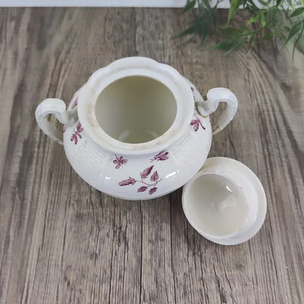 Wedgwood Onbekend Suikerpot met Deksel 3 Wedgwood Onbekend Suikerpot met Deksel 3