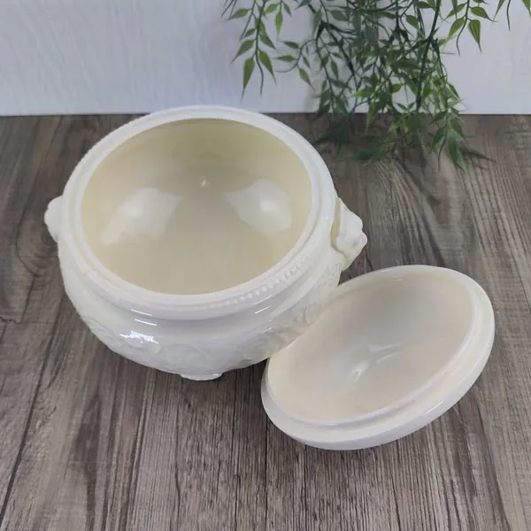 Wedgwood Patrician Terrine Dekschaal met Deksel 3 Wedgwood Patrician Terrine Dekschaal met Deksel 3
