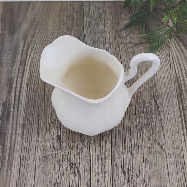 Wedgwood Queens Plain Melk- Roomkannetje 2