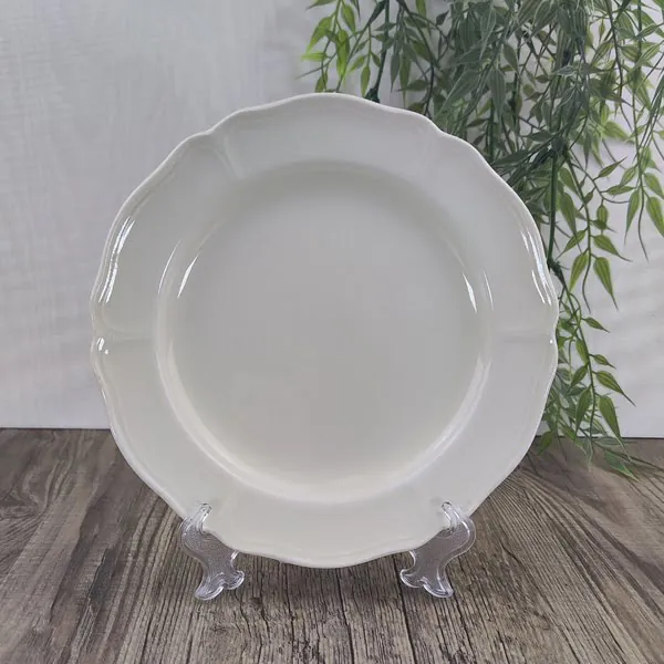 Wedgwood Queens Shape Gebaksbordje 18cm 1