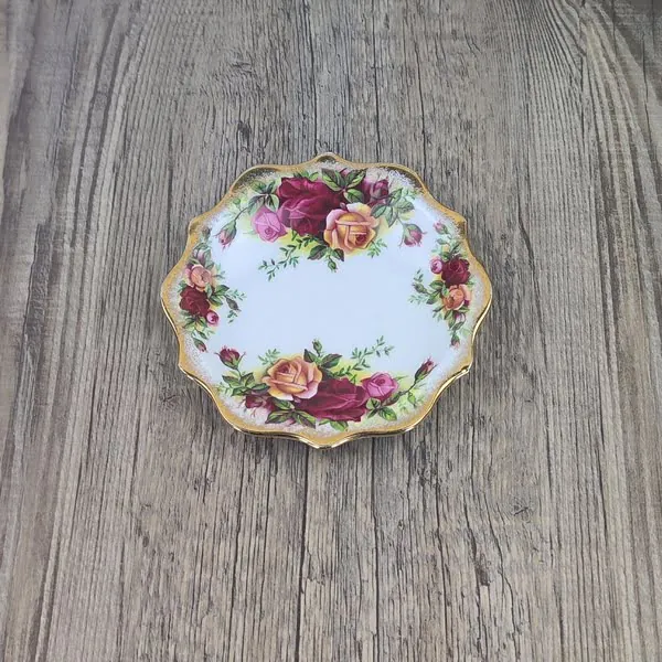 Royal Albert Old Country Roses Bonbonbordje Theetip ster 3 Royal Albert Old Country Roses Bonbonbordje Theetip ster 3