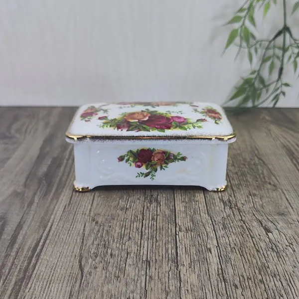 Royal Albert Old Country Roses Lepeldoosje Sieradendoosje 1 Royal Albert Old Country Roses Lepeldoosje Sieradendoosje 1