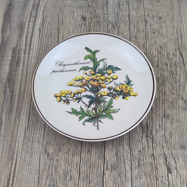 Villeroy & Boch Botanica Petit Four Bordje 12cm Chrysanthemum Villeroy & Boch Botanica Petit Four Bordje 12cm Chrysanthemum