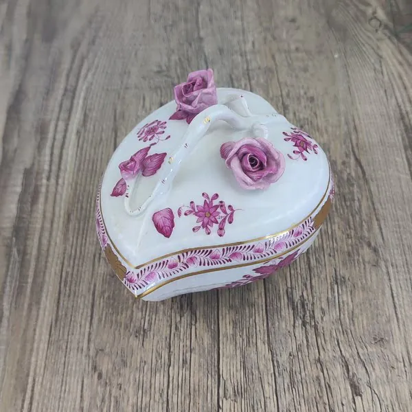 Herend Apponyi Pink Bonbonniere Hartvorm 6003 1 Herend Apponyi Pink Bonbonniere Hartvorm 6003 1