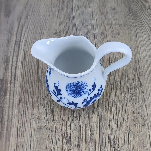 Hutschenreuther Zwiebelmuster Melk- Roomkannetje 2