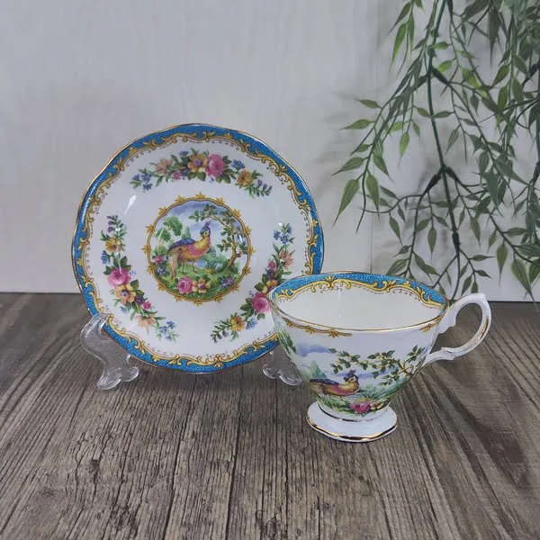 Royal Albert Chelsea Bird Kop en Schotel Ø kopje 8 cm 3 Royal Albert Chelsea Bird Kop en Schotel Ø kopje 8 cm 3