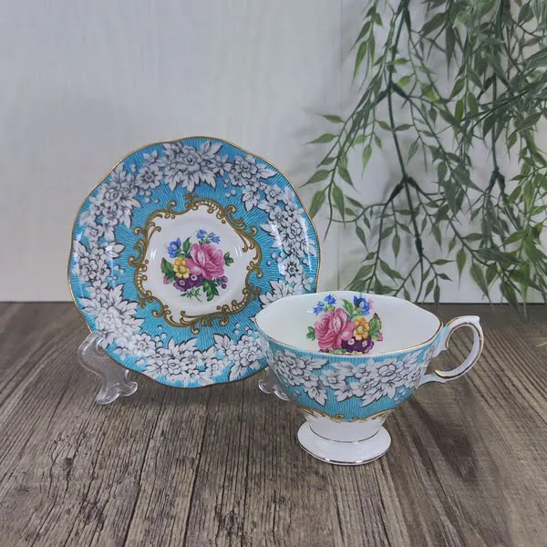 Royal Albert Enchantment Kop en Schotel Ø kopje 8 cm 3 Royal Albert Enchantment Kop en Schotel Ø kopje 8 cm 3