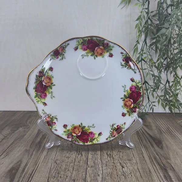 Royal Albert Old Country Roses Déjeuner Snack Schotel rond (Herenkop) 1 Royal Albert Old Country Roses Déjeuner Snack Schotel rond (Herenkop) 1