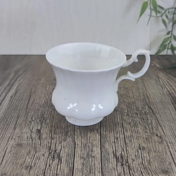 Royal Albert Reverie White Dameskop 1 Royal Albert Reverie White Dameskop 1
