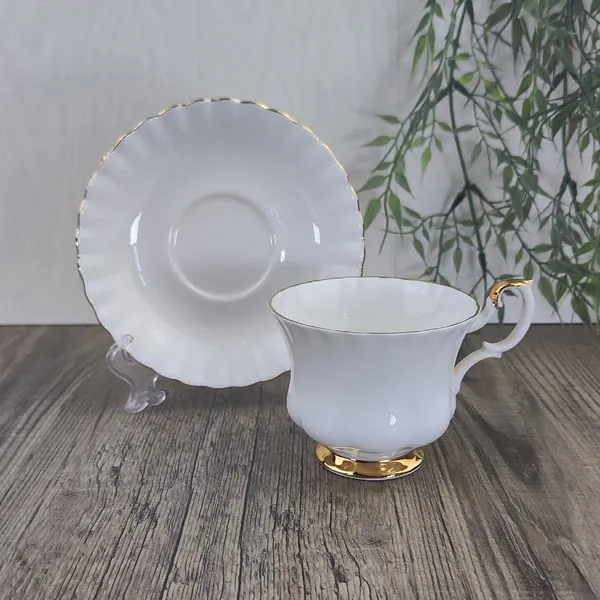 Royal Albert Val d´Or Herenkop & schotel 3 Royal Albert Val d´Or Herenkop & schotel 3