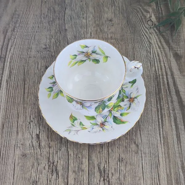Royal Albert White Trillium Dameskop & schotel 2