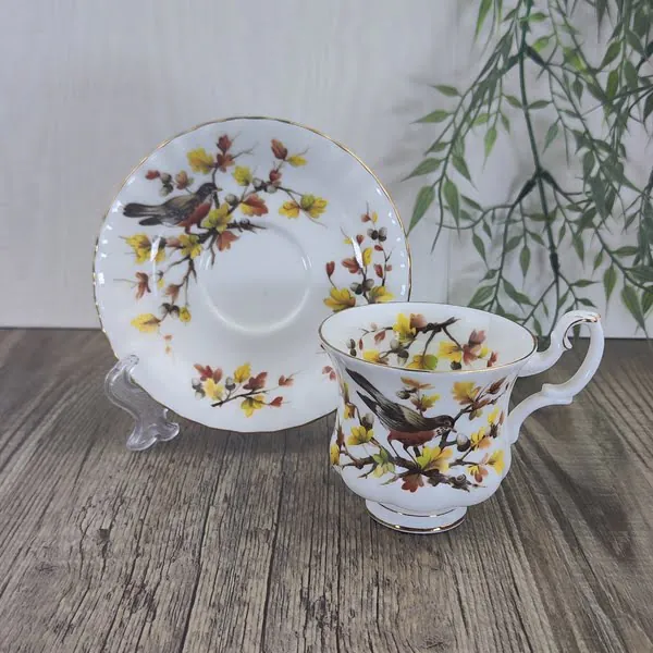 Royal Albert Woodland Series Dameskop & schotel ‘Robin’ 3 Royal Albert Woodland Series Dameskop & schotel ‘Robin’ 3