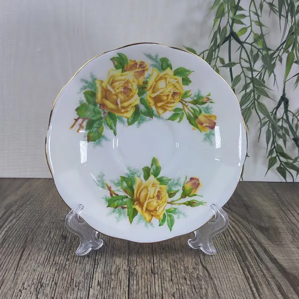 Royal Albert Tea Rose Yellow Schotel voor kopje Ø 9 cm Royal Albert Tea Rose Yellow Schotel voor kopje Ø 9 cm