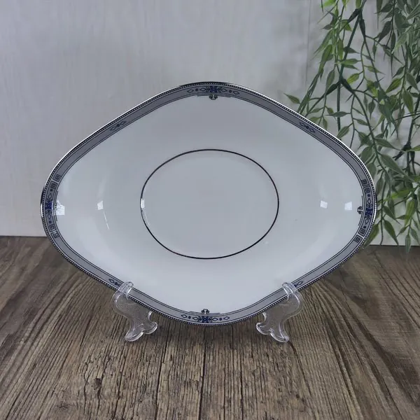 Wedgwood Amherst Schotel voor Sauciere 1 Wedgwood Amherst Schotel voor Sauciere 1