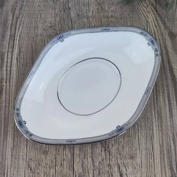 Wedgwood Amherst Schotel voor Sauciere 3