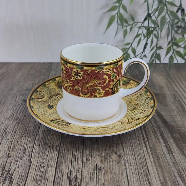 Wedgwood Persia Koffiekop en Schotel recht 1 Wedgwood Persia Koffiekop en Schotel recht 1