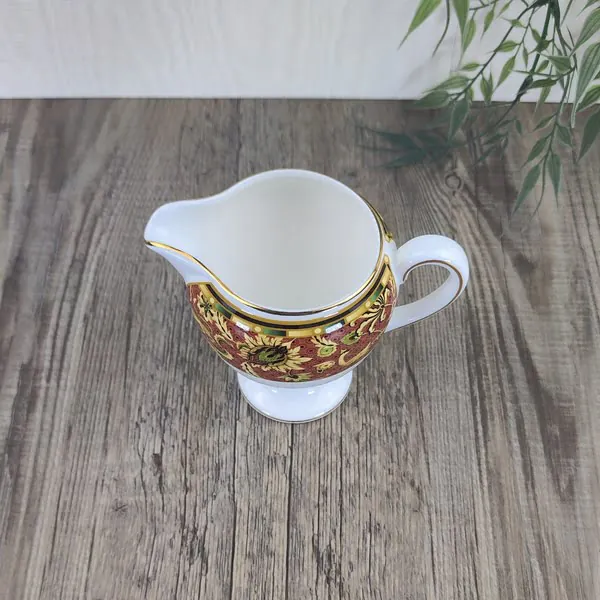 Wedgwood Persia Melk- Roomkannetje Globe 2