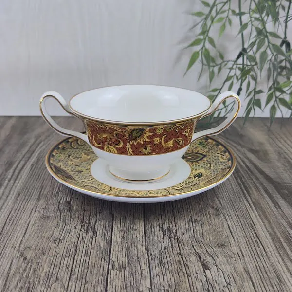 Wedgwood Persia Soepkom met Schotel 1 Wedgwood Persia Soepkom met Schotel 1