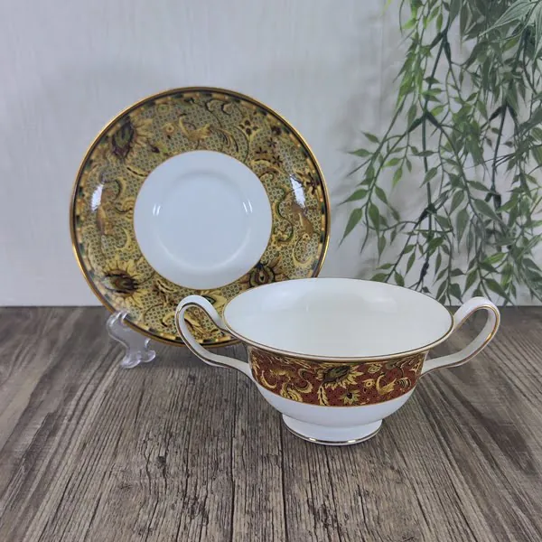 Wedgwood Persia Soepkom met Schotel 3 Wedgwood Persia Soepkom met Schotel 3