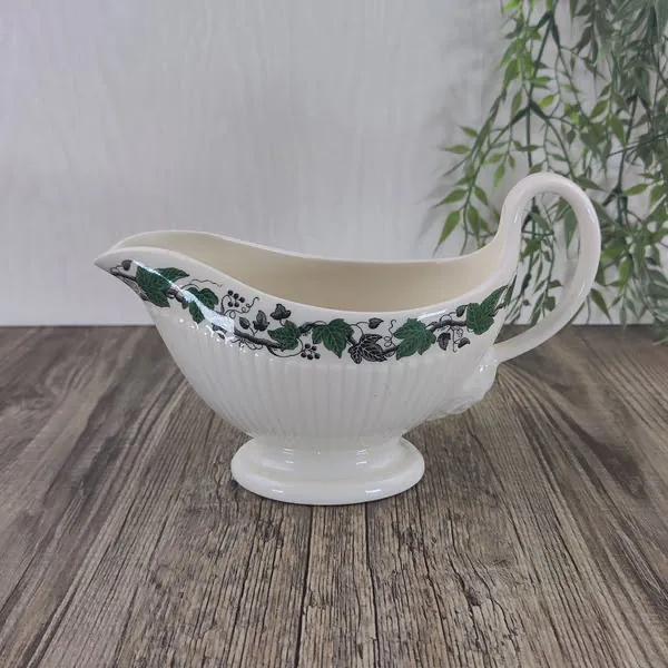 Wedgwood Stratford Sauciere Juskom 1 Wedgwood Stratford Sauciere Juskom 1